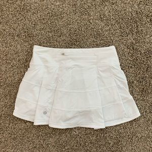Lululemon pace rival mid-rise skirt